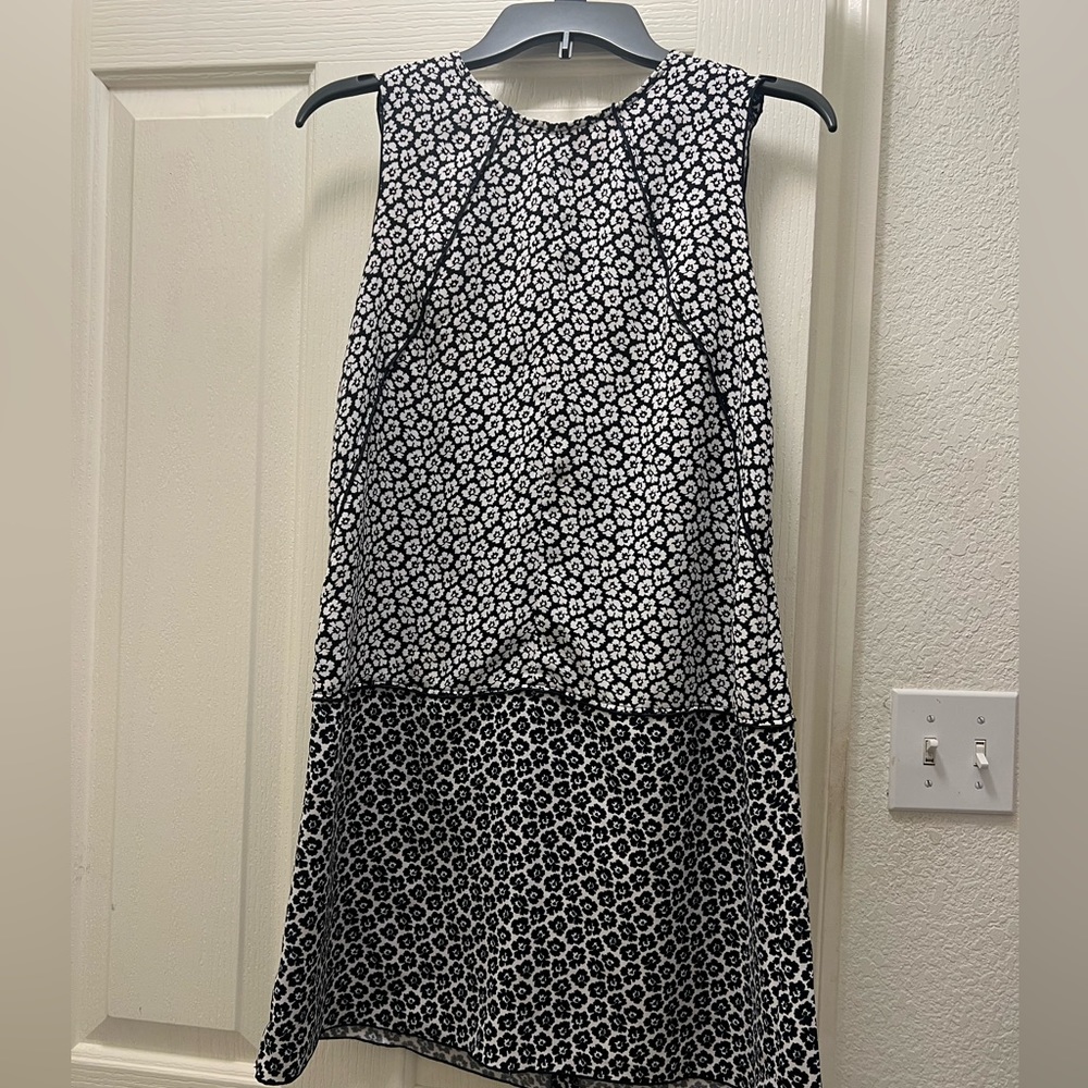 Womens LOFT black white floral petite dress